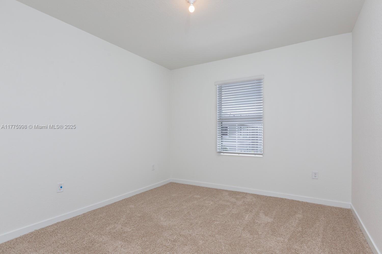 1774 Se 9th Ave 1774 Property Photo 11