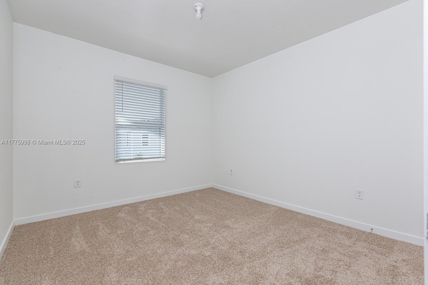 1774 Se 9th Ave 1774 Property Photo 12