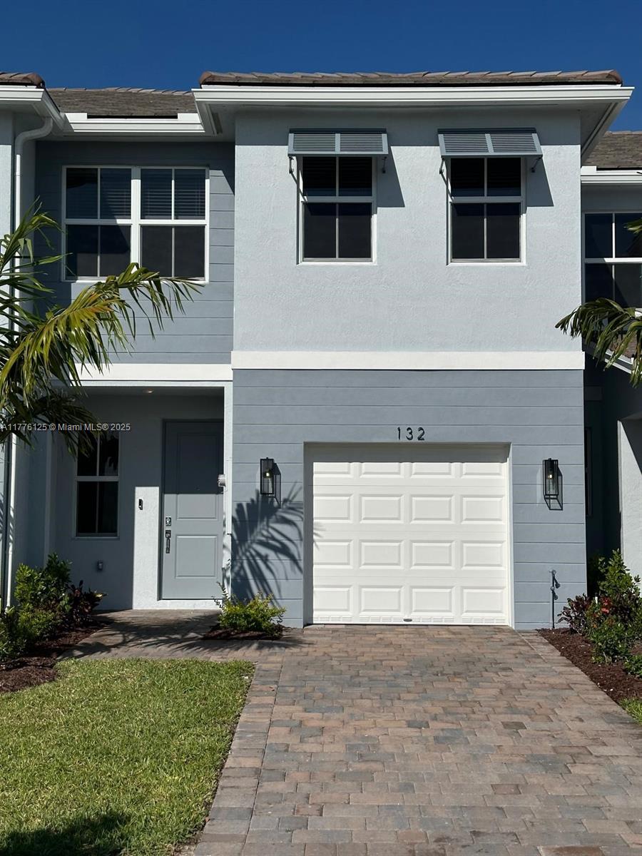 A11776125 Property Photo 1
