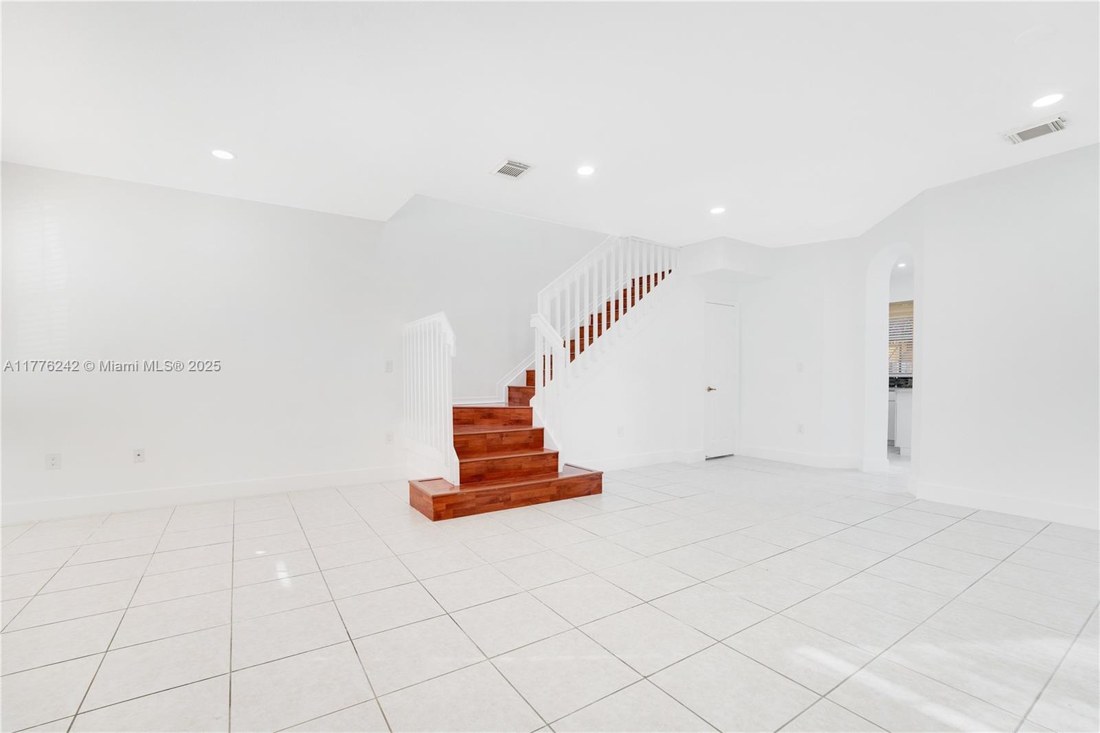 27433 Sw 137th Ct 27433 Property Photo 5