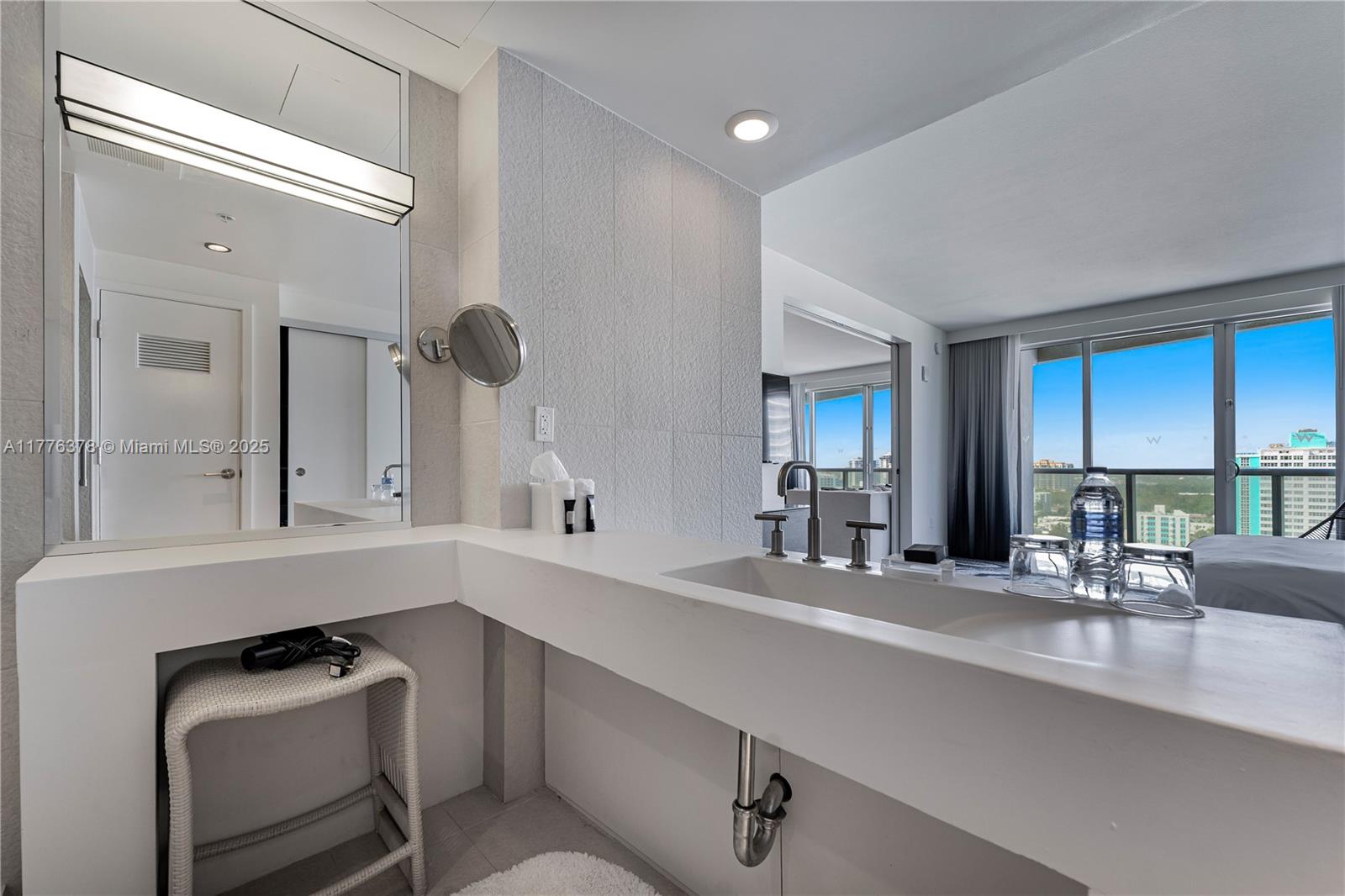 3101 Bayshore Dr 1504 Property Photo 10