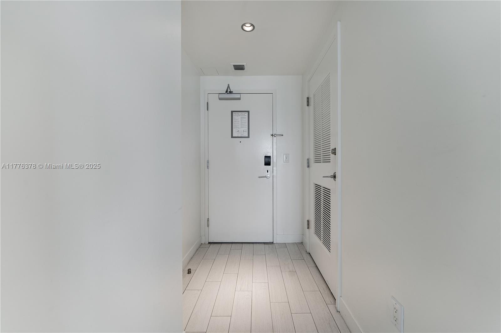 3101 Bayshore Dr 1504 Property Photo 39