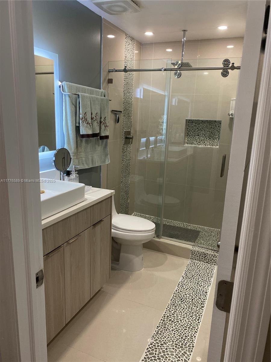 428 N Crescent Dr Property Photo 27