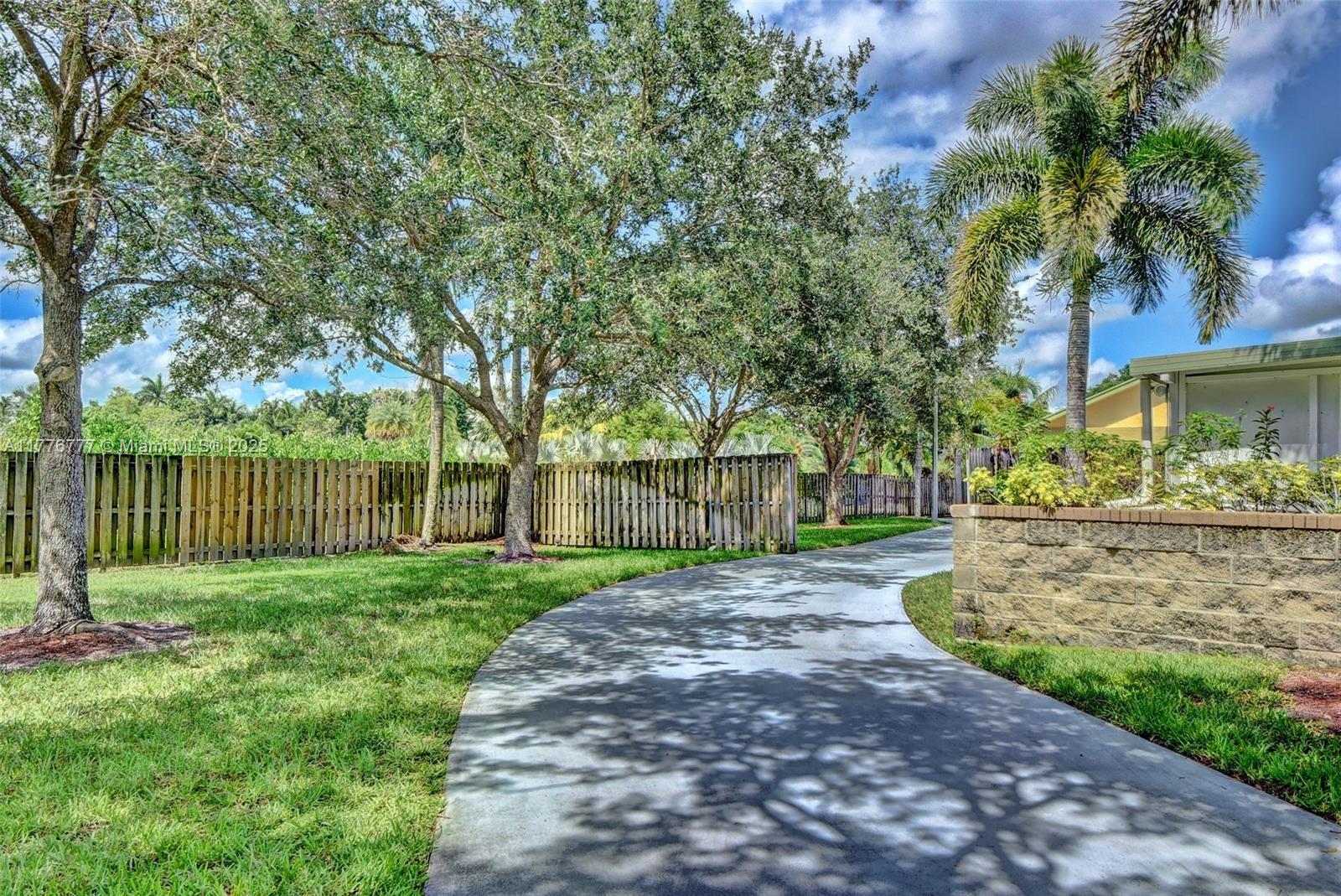 4990 Sw 111th Ter 2 Property Photo 24