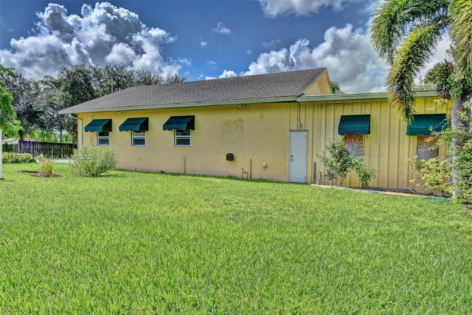 4990 Sw 111th Ter 2 Property Photo 26
