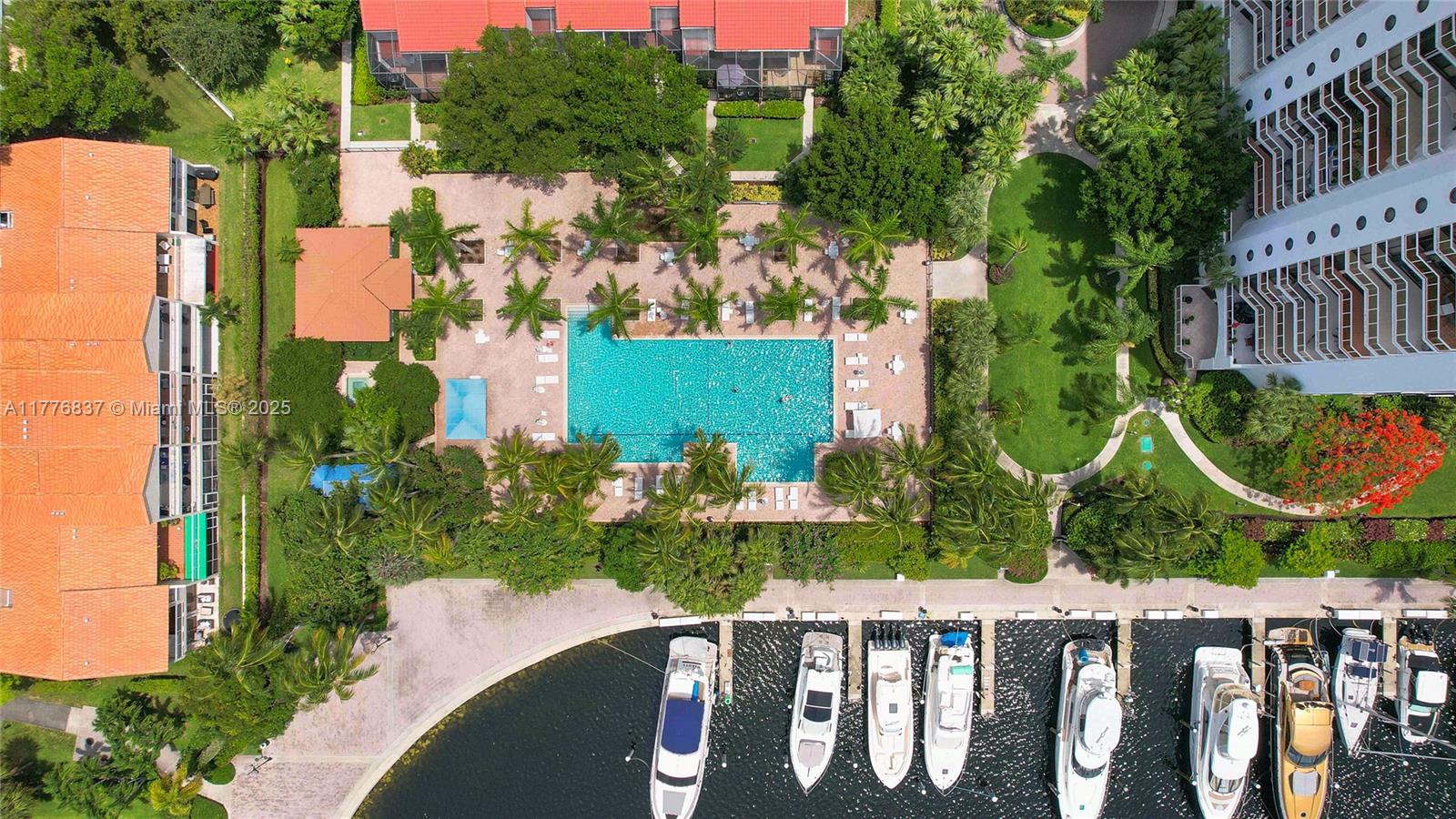 3610 Yacht Club Dr 213 Property Photo 27