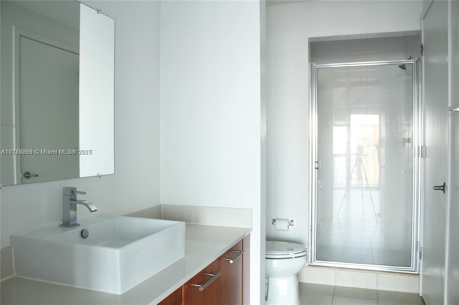 3301 Ne 1 Av H2904 Property Photo 10