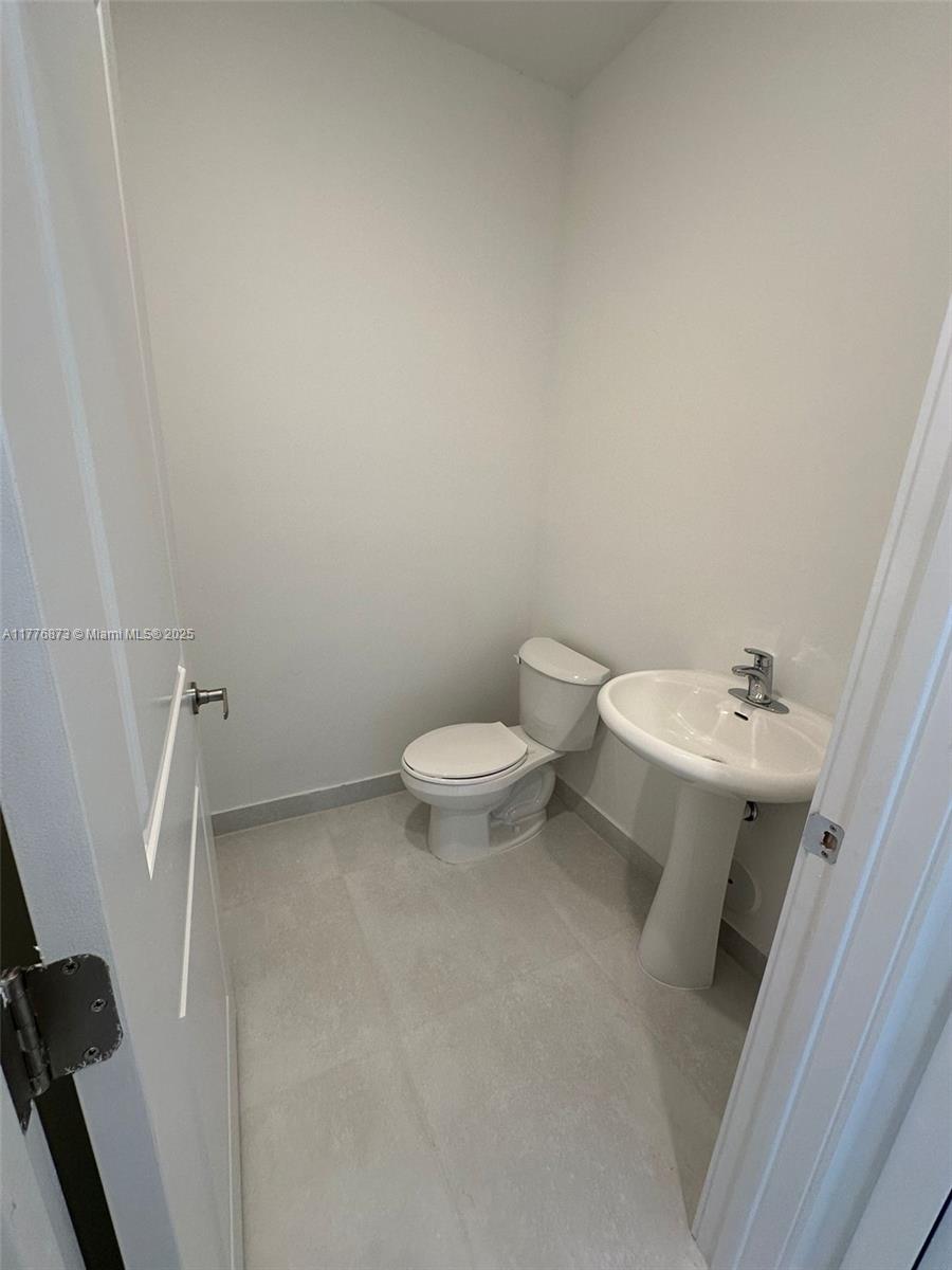 18994 Sw 345th Ter Property Photo 8