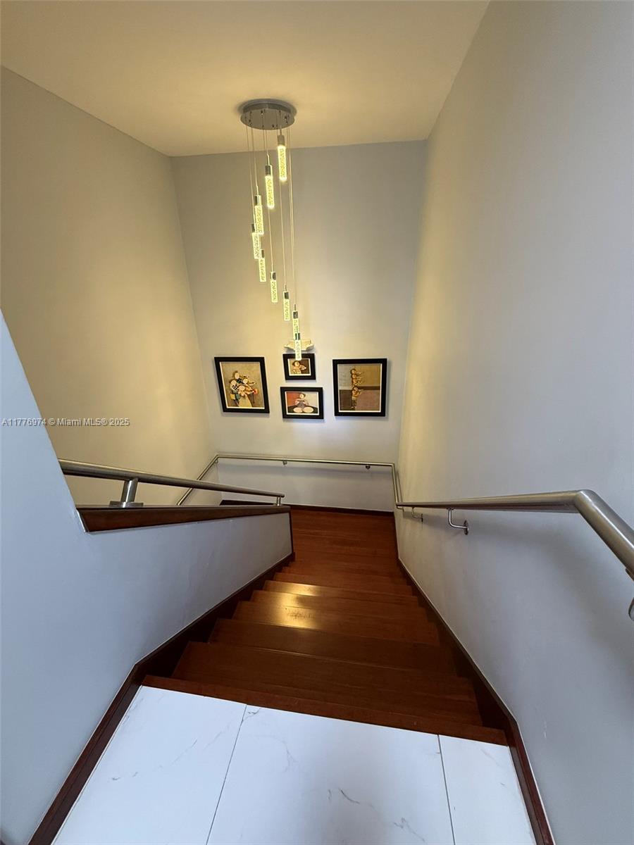 16 Sw 1st Ave Property Photo 8