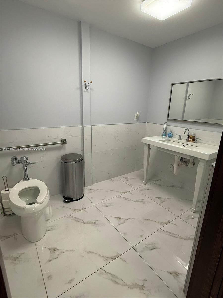 16 Sw 1st Ave Property Photo 20
