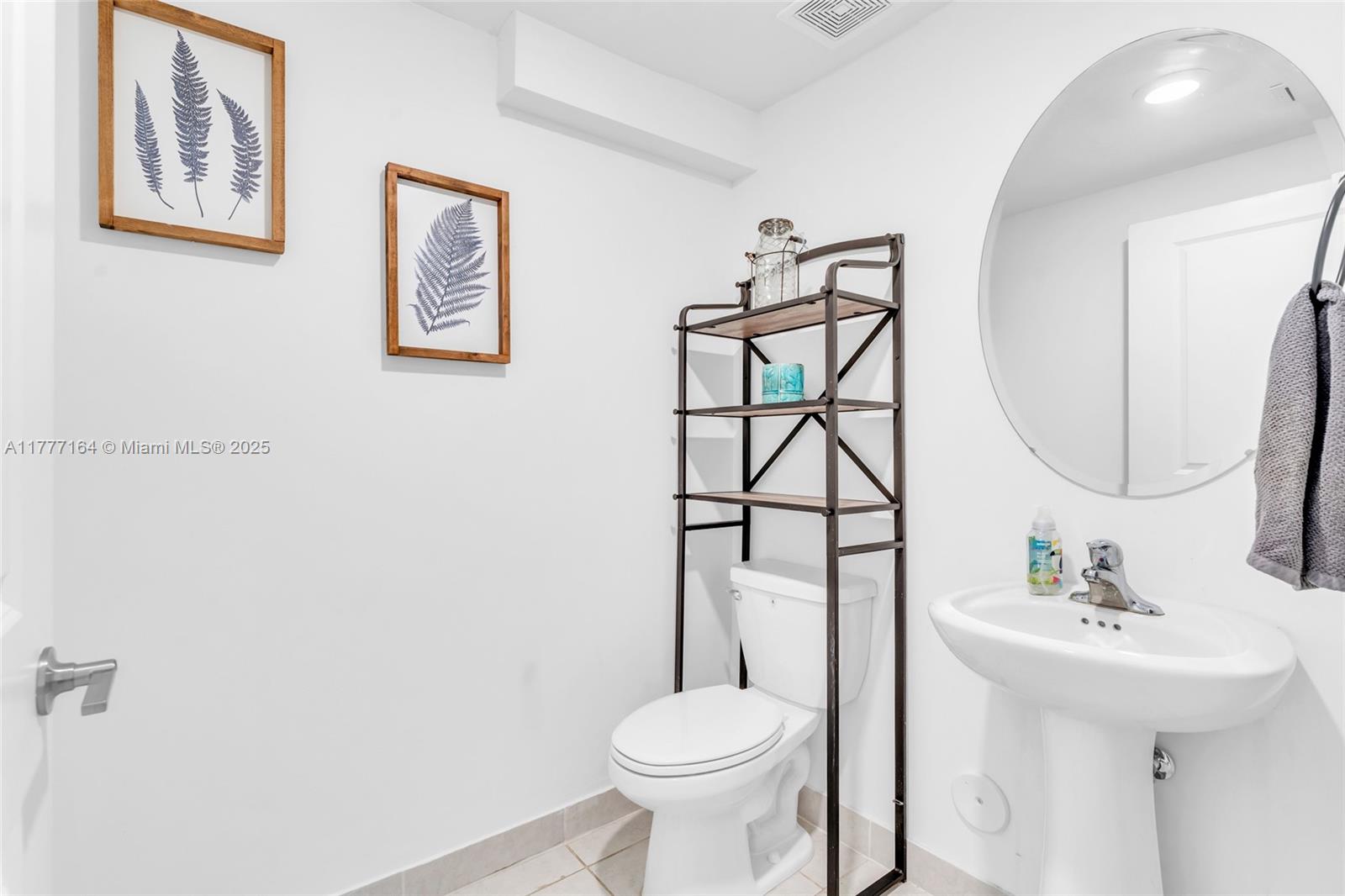 13368 Sw 286th St . Property Photo 7