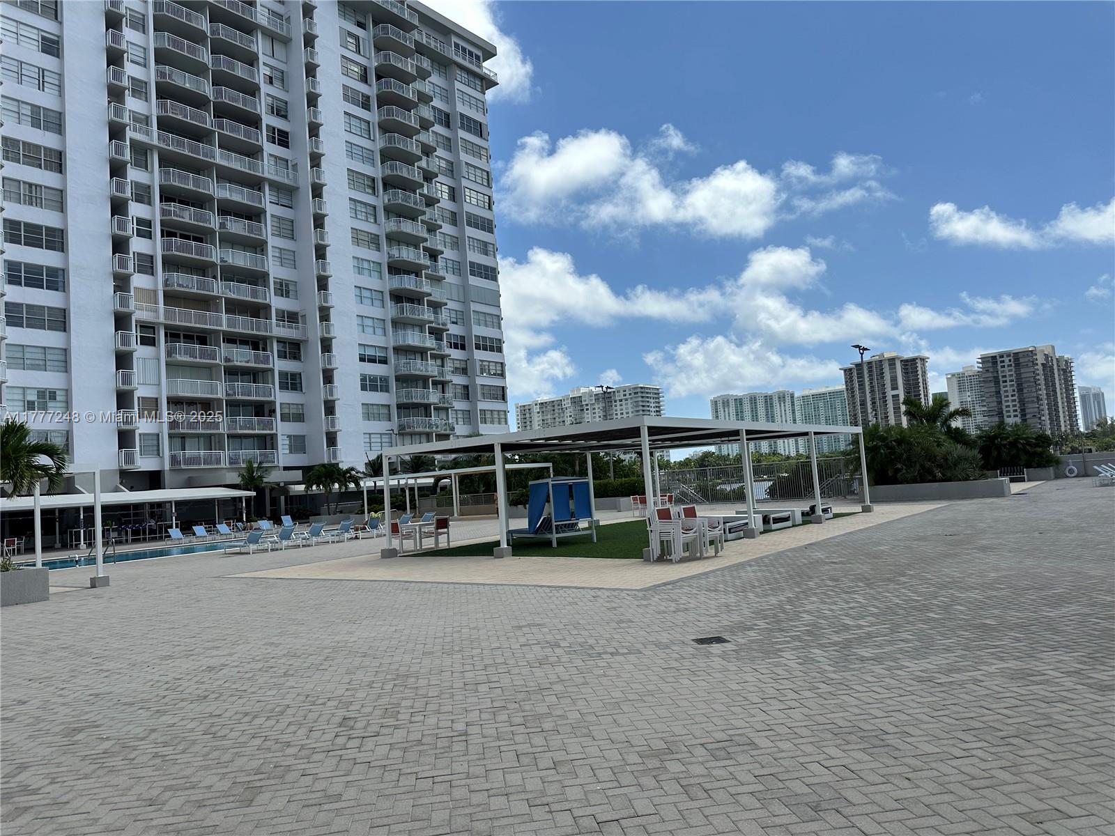18041 Biscayne Blvd 202 Property Photo 1