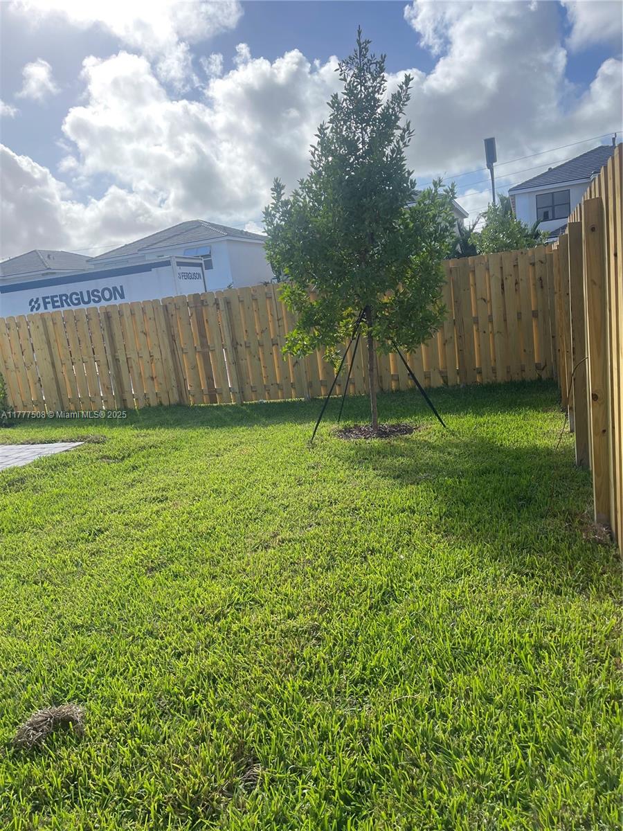 116 Ne 13 116 Property Photo 16