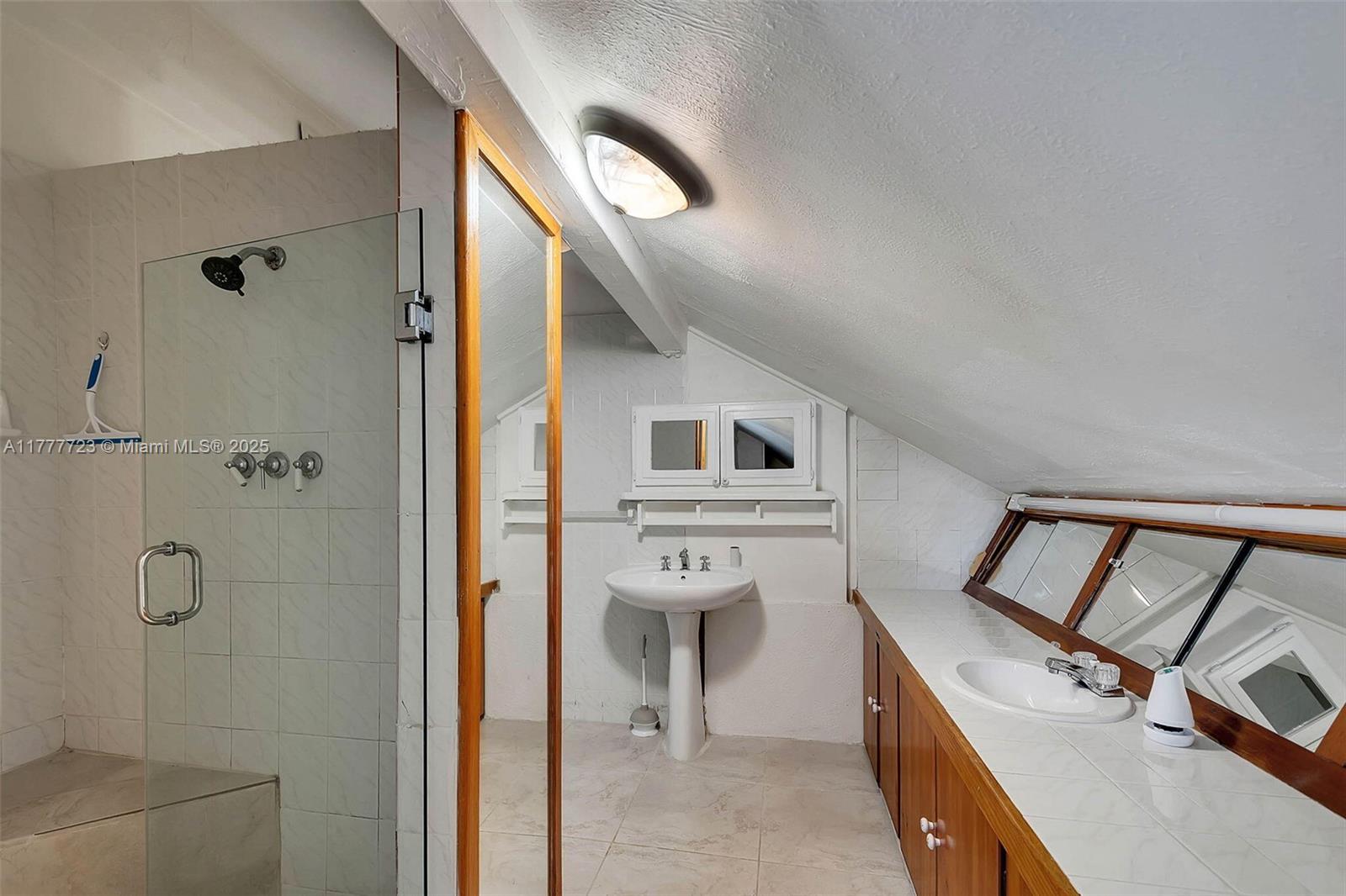 108 Long Ben Dr Property Photo 32