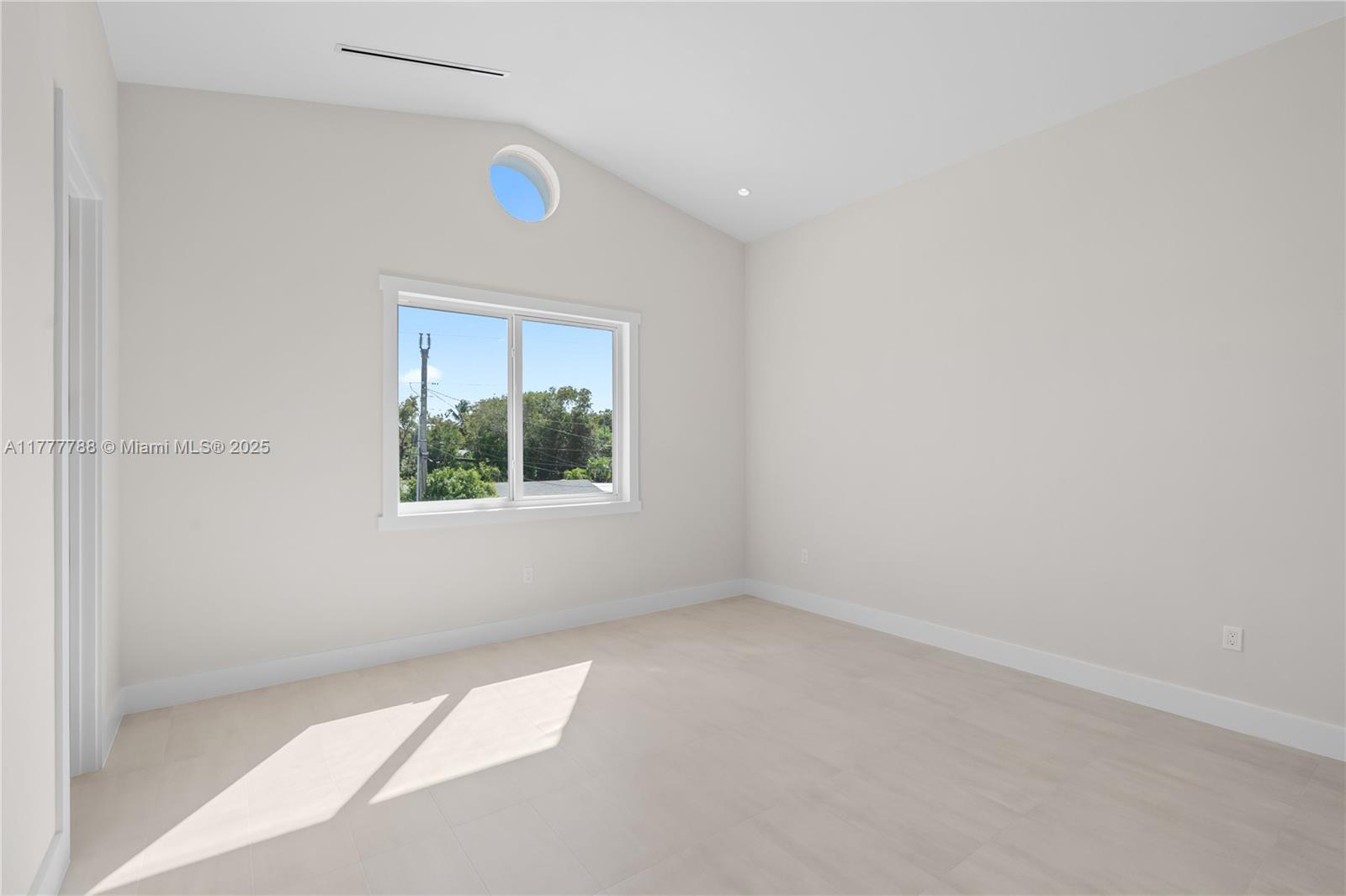 413 Bowie Ln Property Photo 56