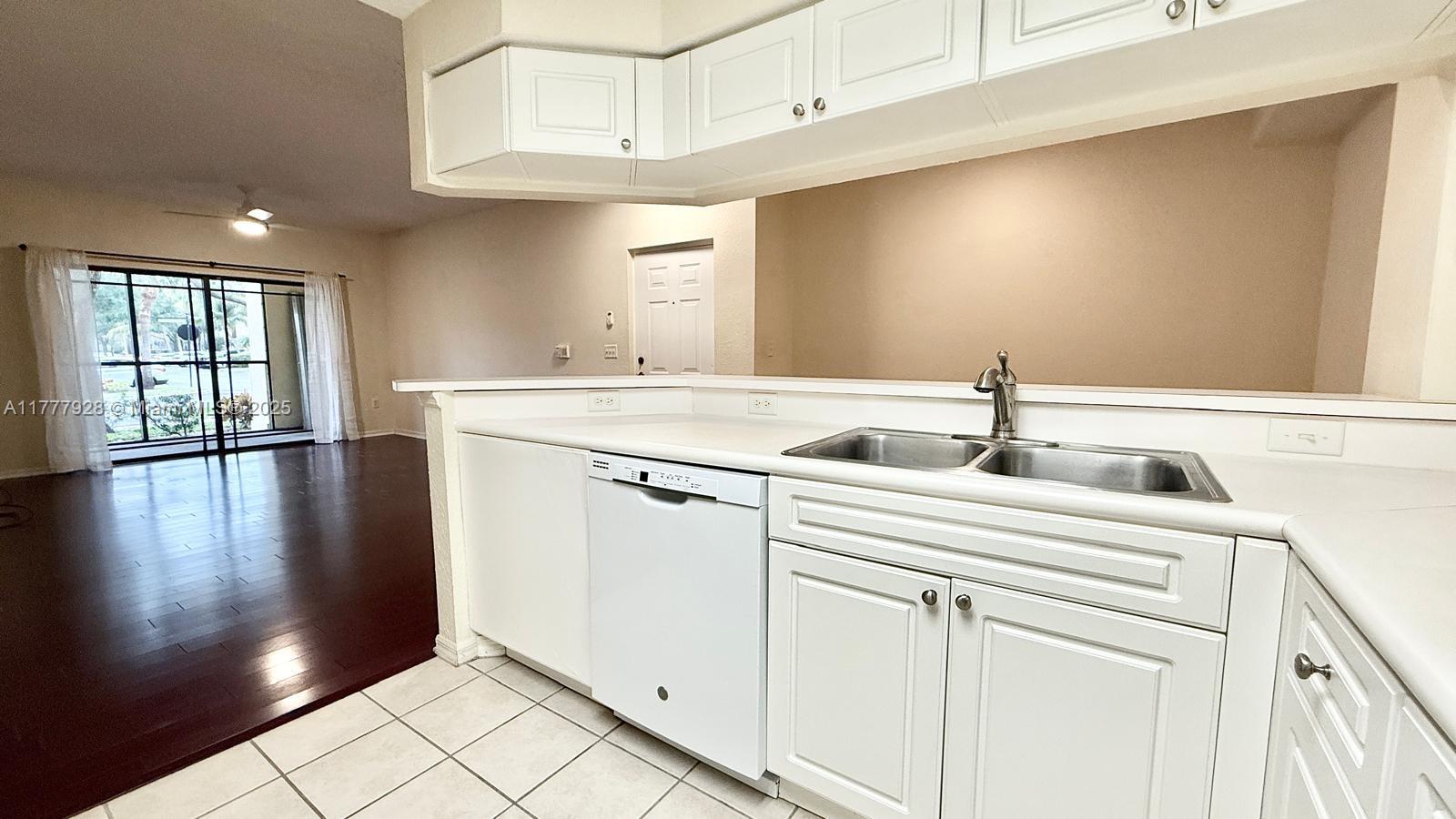 2726 Anzio Ct 102 Property Photo 12