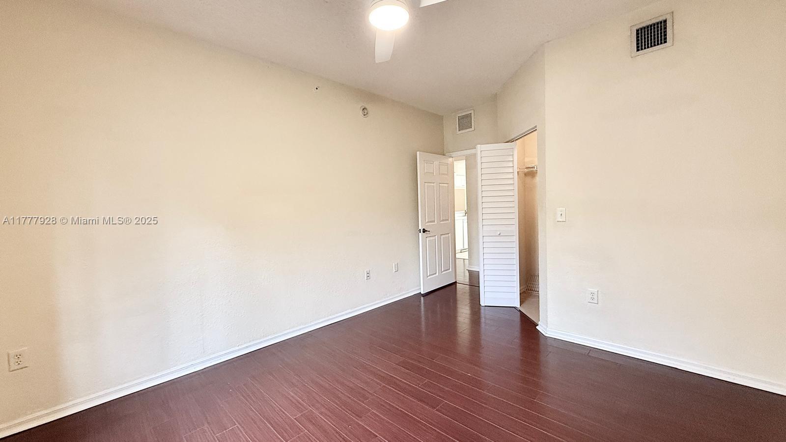 2726 Anzio Ct 102 Property Photo 14