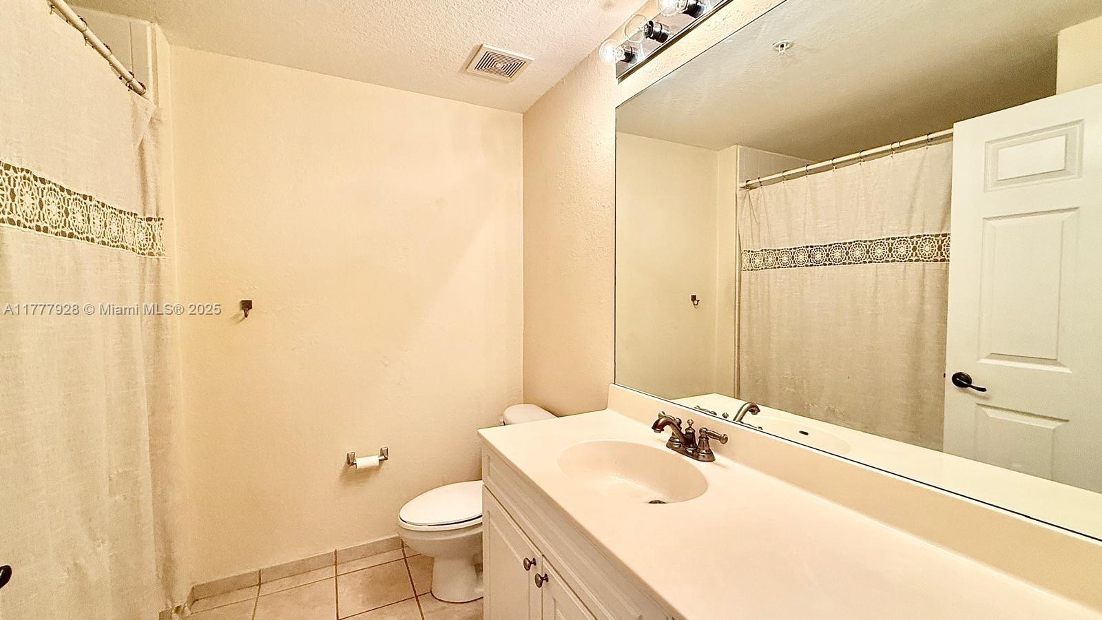 2726 Anzio Ct 102 Property Photo 18