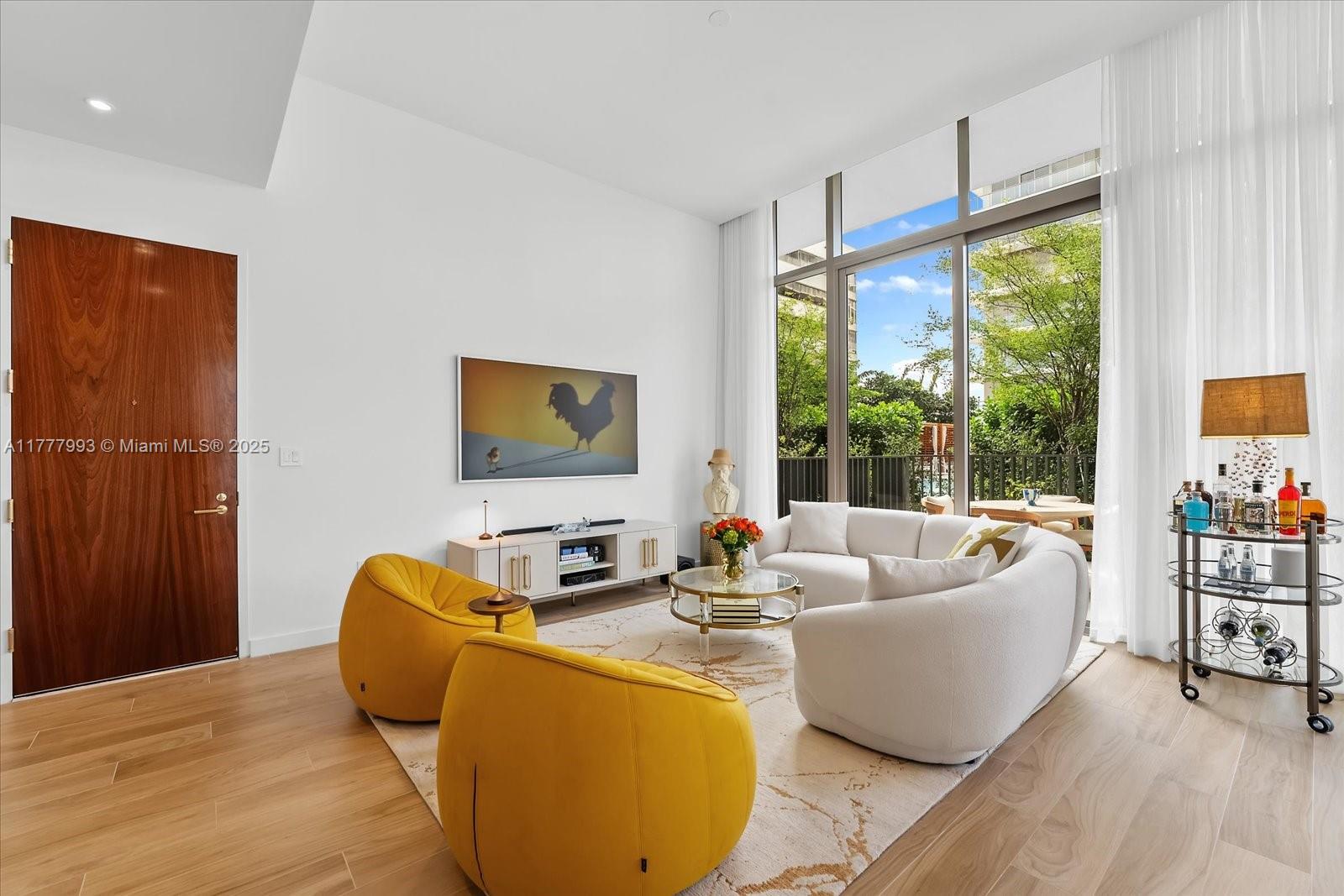 Coconut Grove Real Estate Listings Main Image