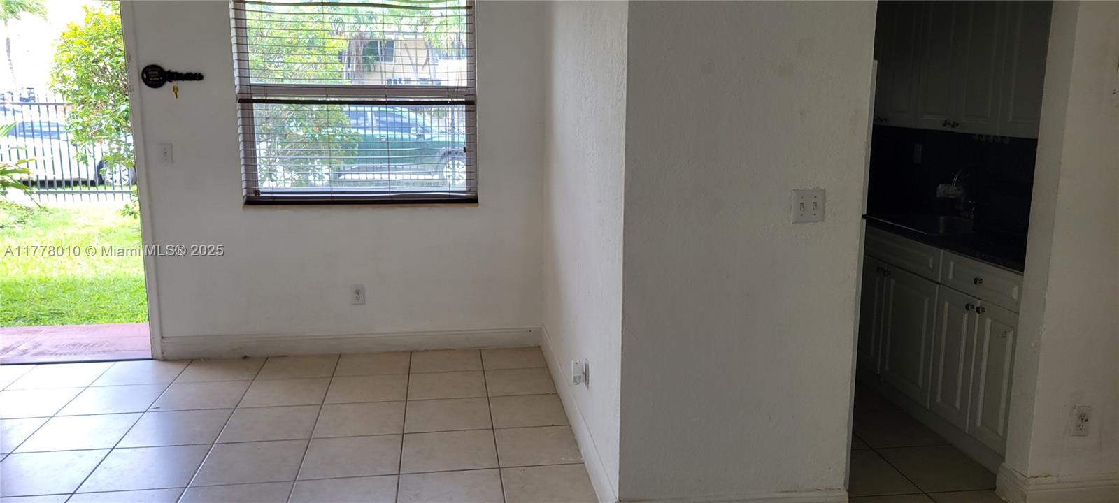 3901 Sw 78th Ct 1-106 Property Photo 10