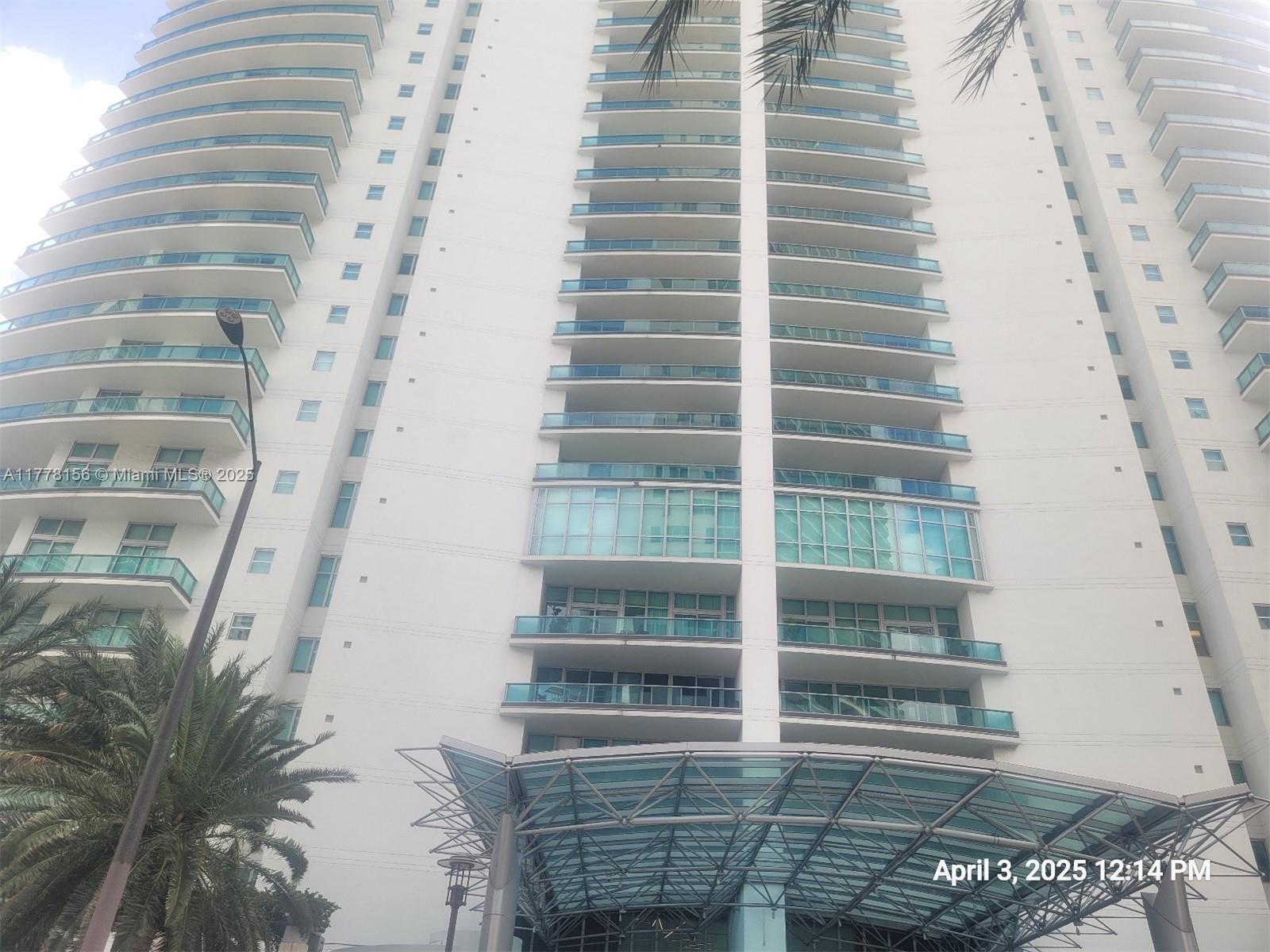 1331 Brickell Bay Dr 2702 Property Photo 1