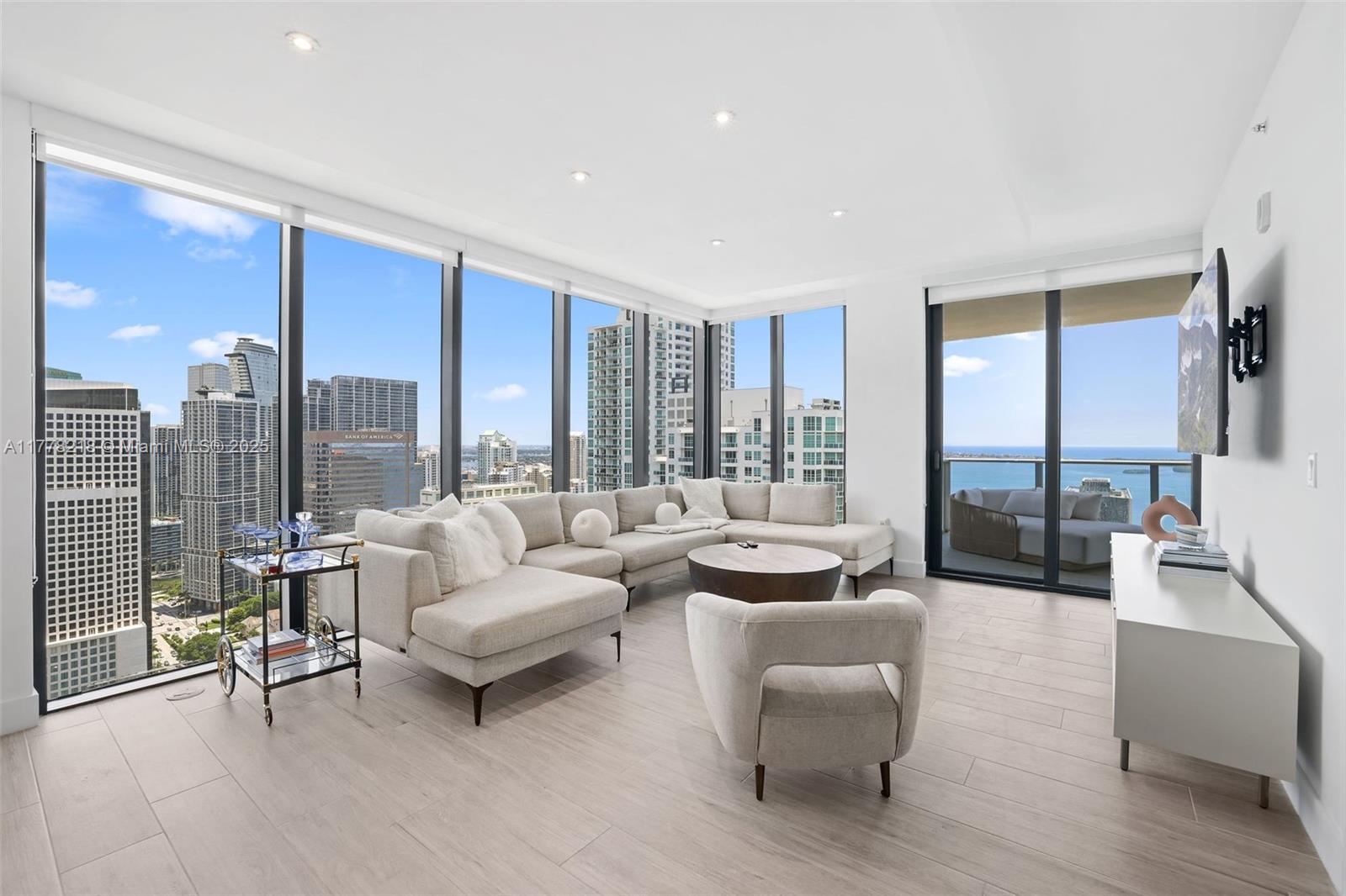1010 Brickell Ave 4301 Property Photo