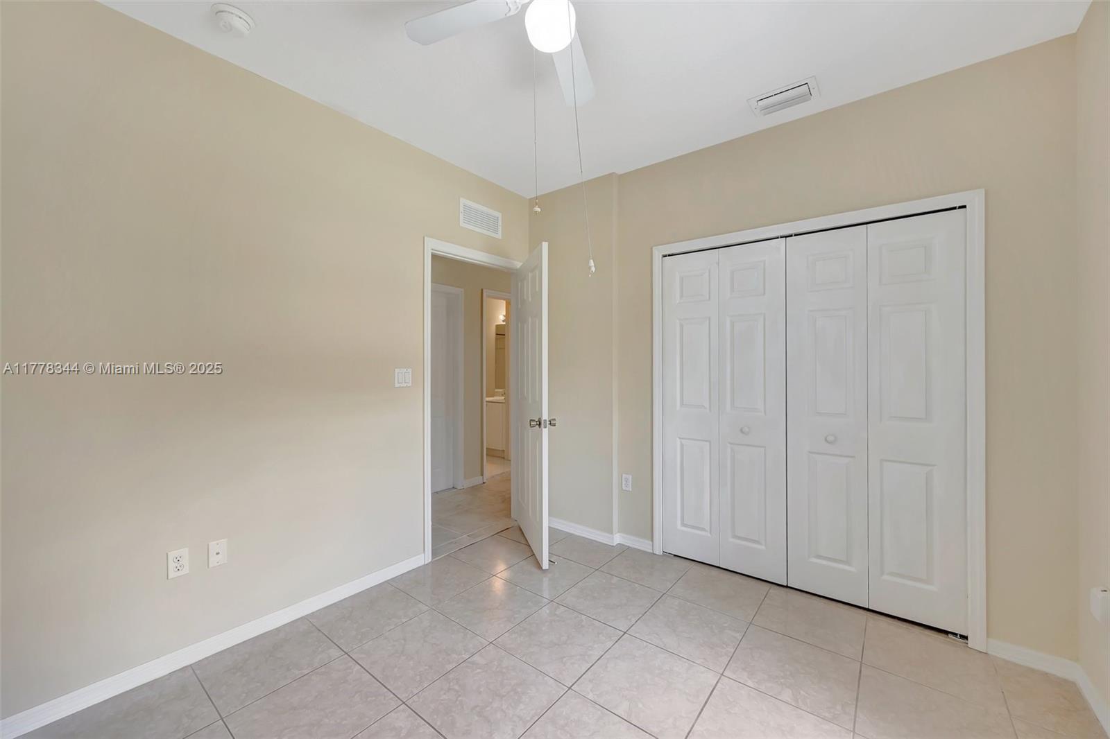 3274 Ne 11th Dr Property Photo 19