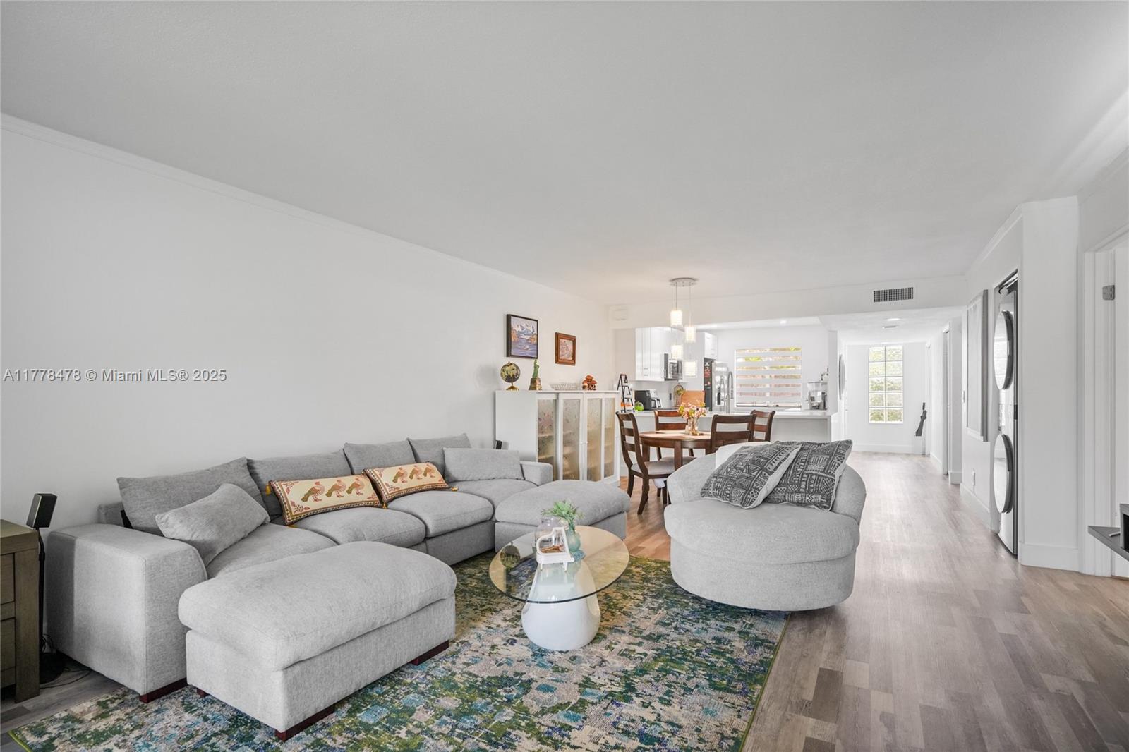 380 Racquet Club Rd 204 Property Photo 11