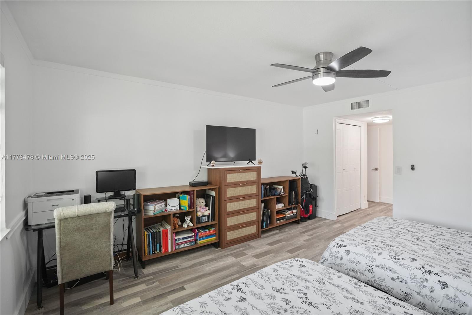 380 Racquet Club Rd 204 Property Photo 19