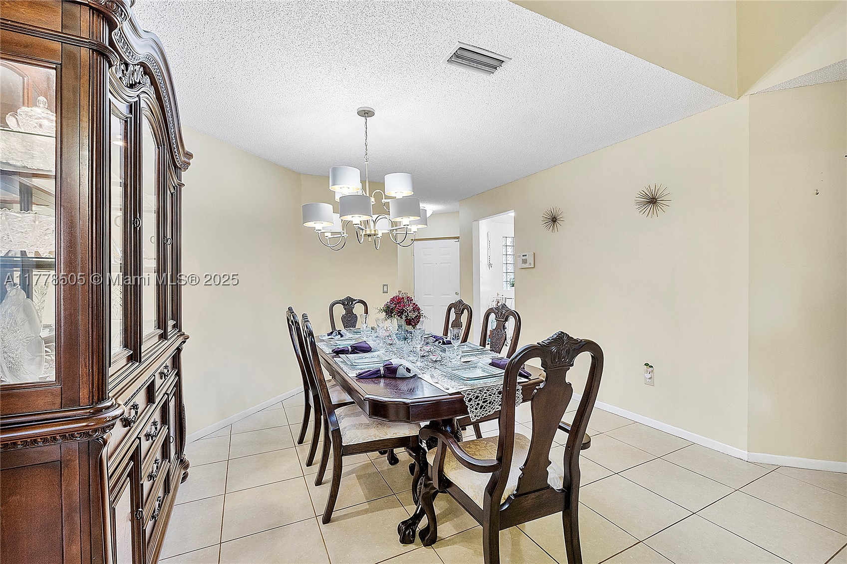 4101 E Coral Tree Cir 313 Property Photo 15