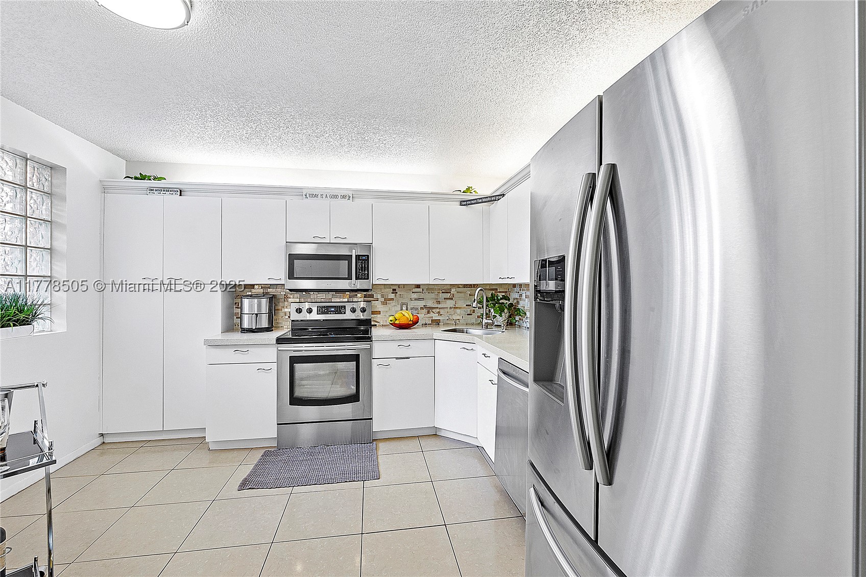 4101 E Coral Tree Cir 313 Property Photo 17