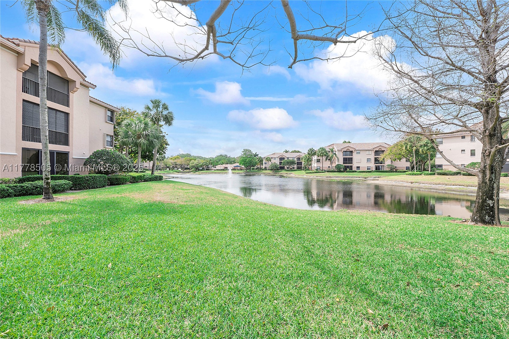 4101 E Coral Tree Cir 313 Property Photo 33