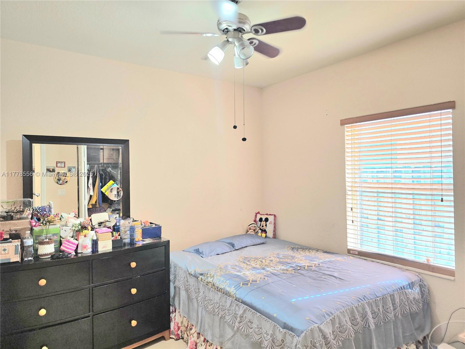 142 Ne 33rd Ter Property Photo 16