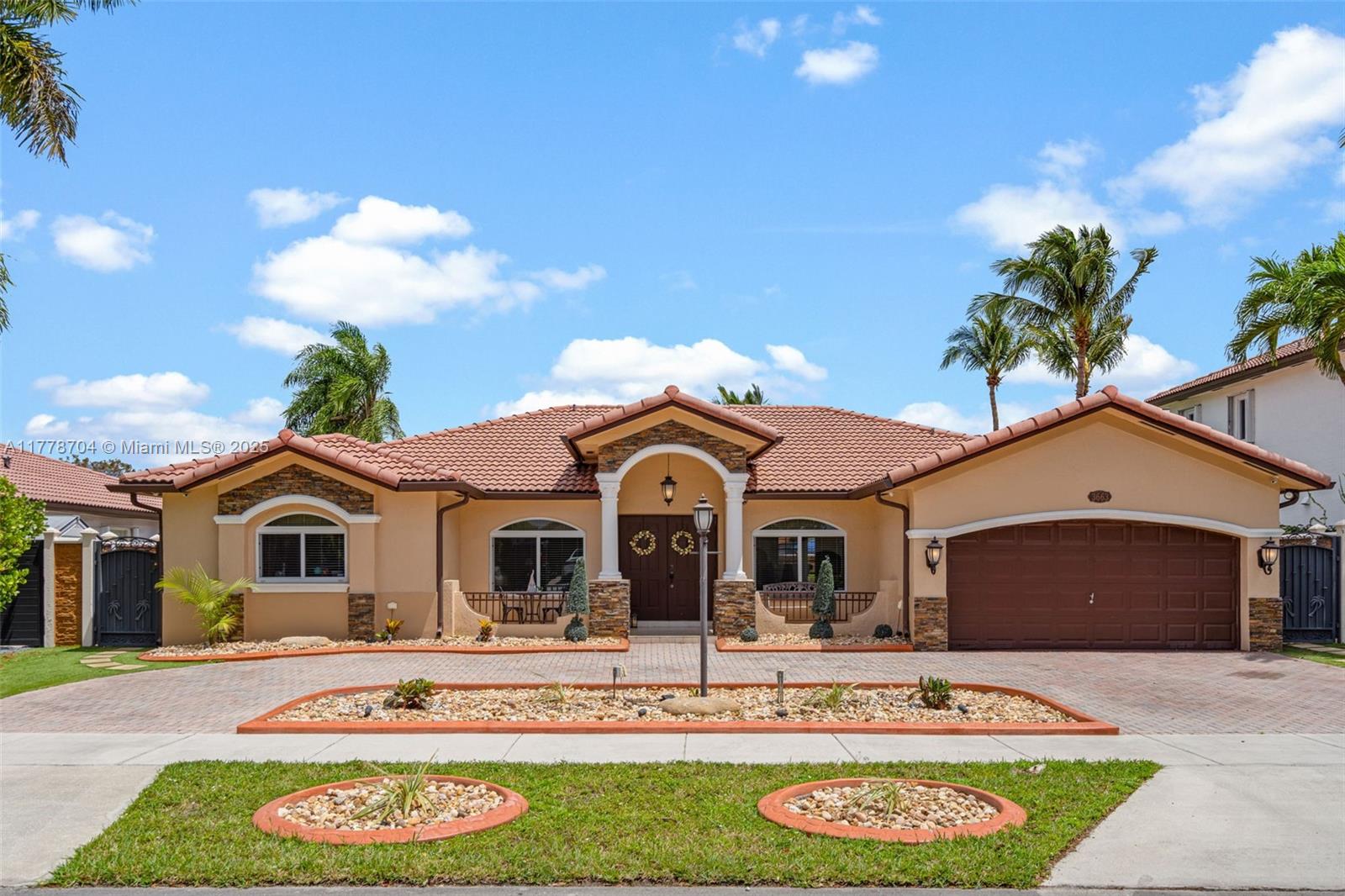 Zelda Glazer Real Estate Listings Main Image