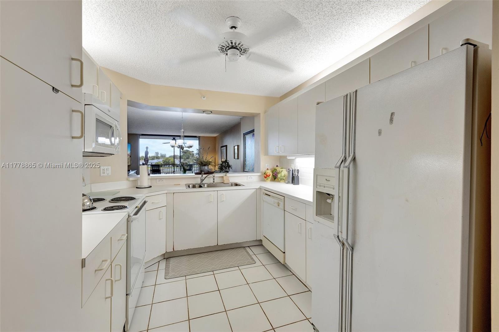 9599 Weldon Cir A213 Property Photo 8