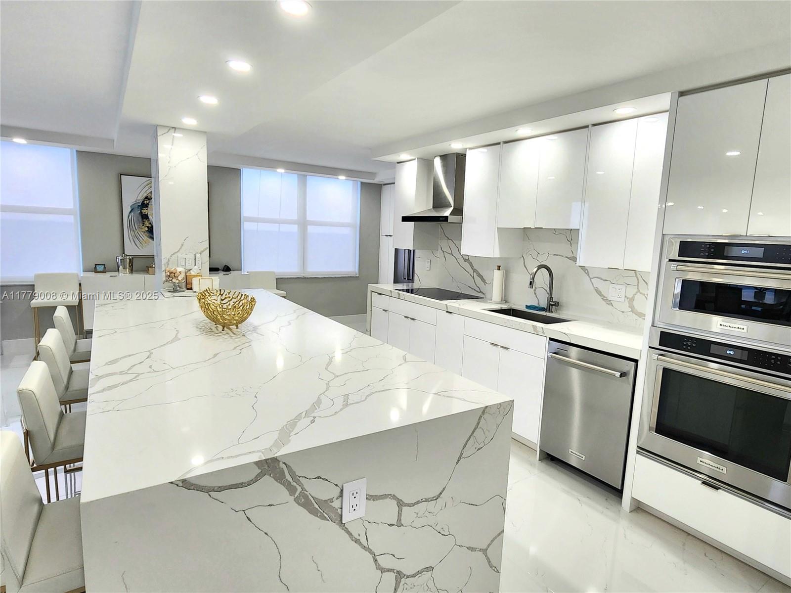 2751 S Ocean Dr 1504s Property Photo 10