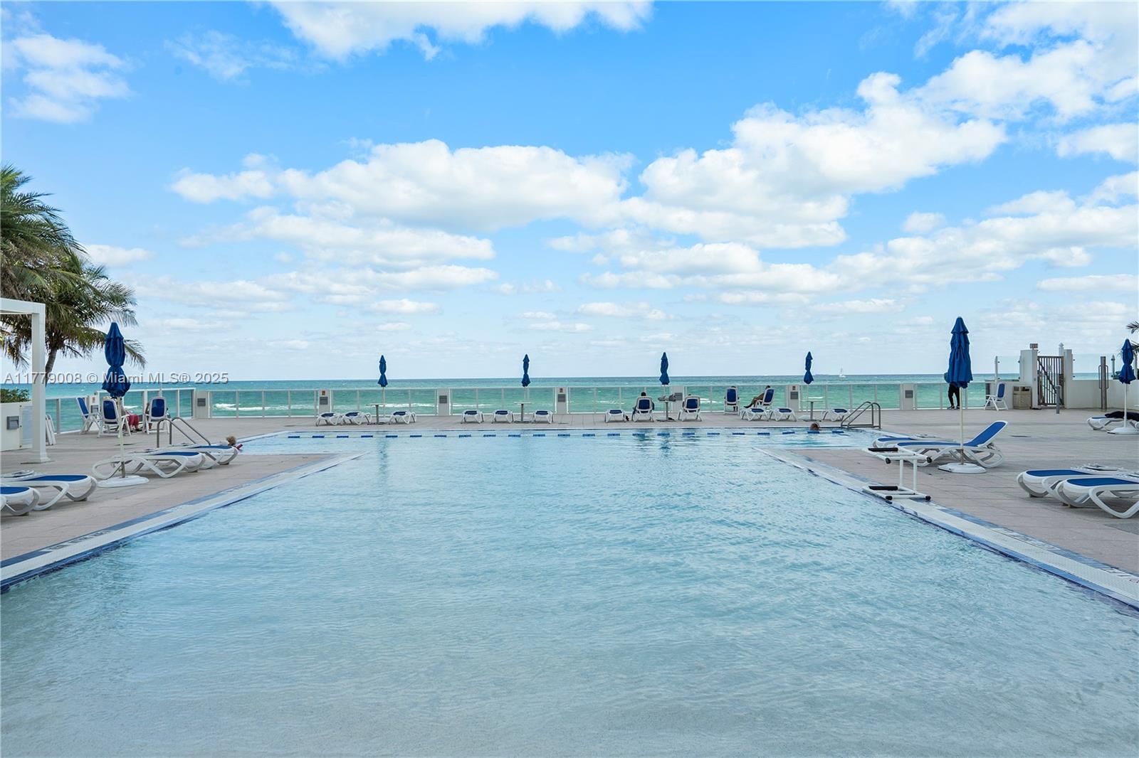 2751 S Ocean Dr 1504s Property Photo 12