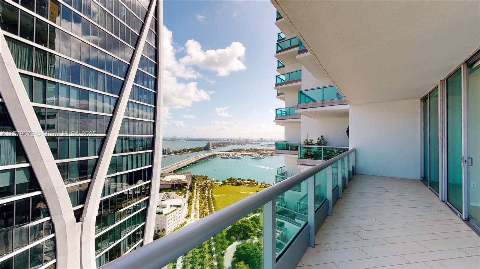 900 Biscayne Blvd 4312 Property Photo 1