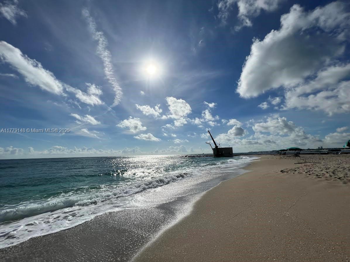 Palm Beach Shores Real Estate Listings Main Image