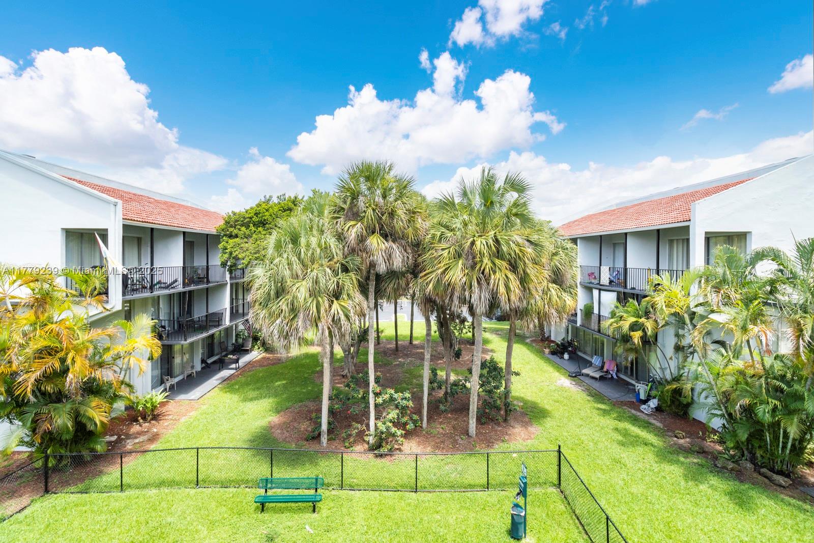 2930 Forest Hills Blvd B3i Property Photo