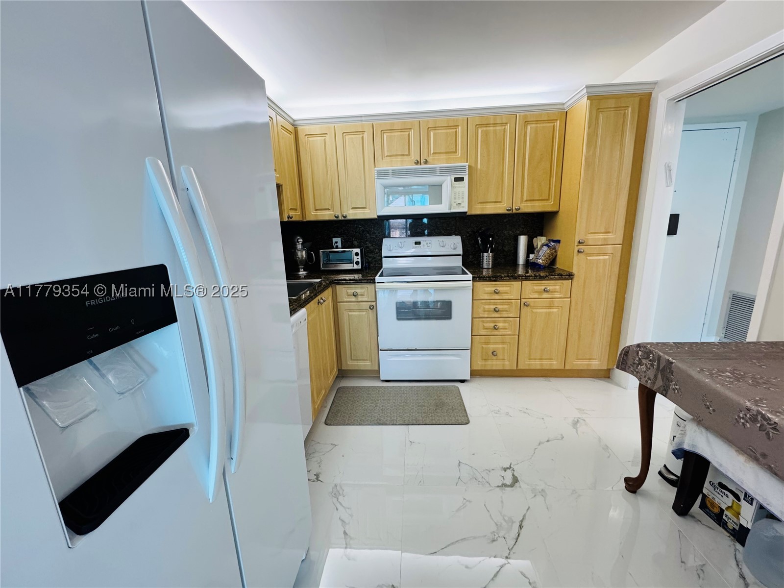 18071 Biscayne Blvd 1503 Property Photo 14