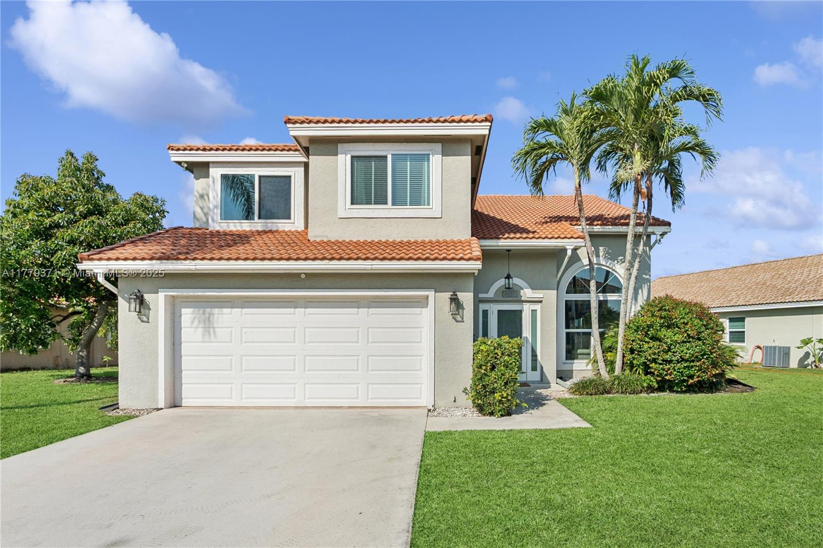 A11779371 Property Photo 1
