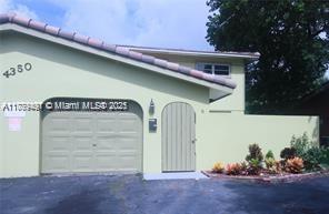 4350 Nw 80th Ave N Property Photo