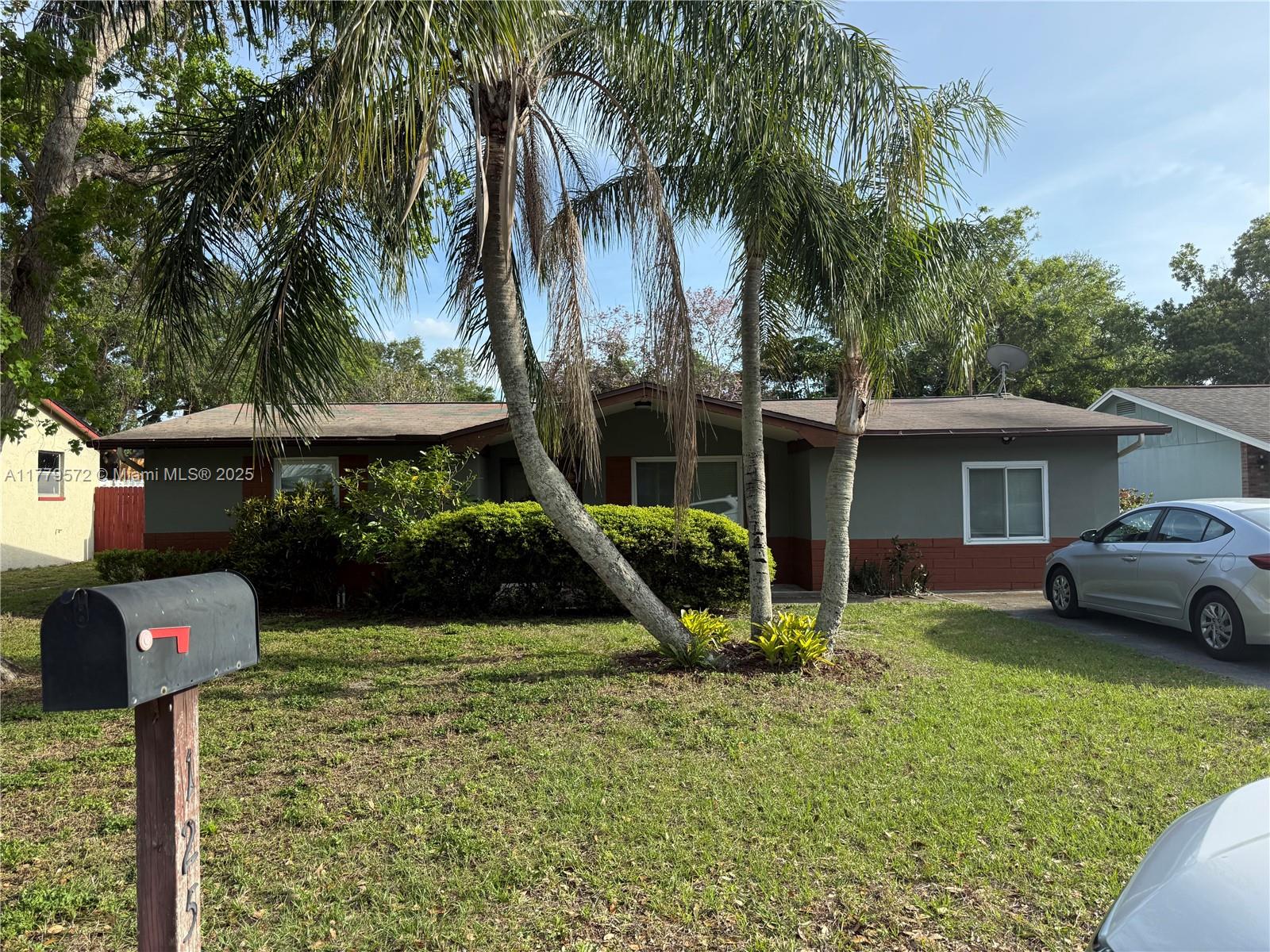 Palm Harbor Real Estate Listings Main Image