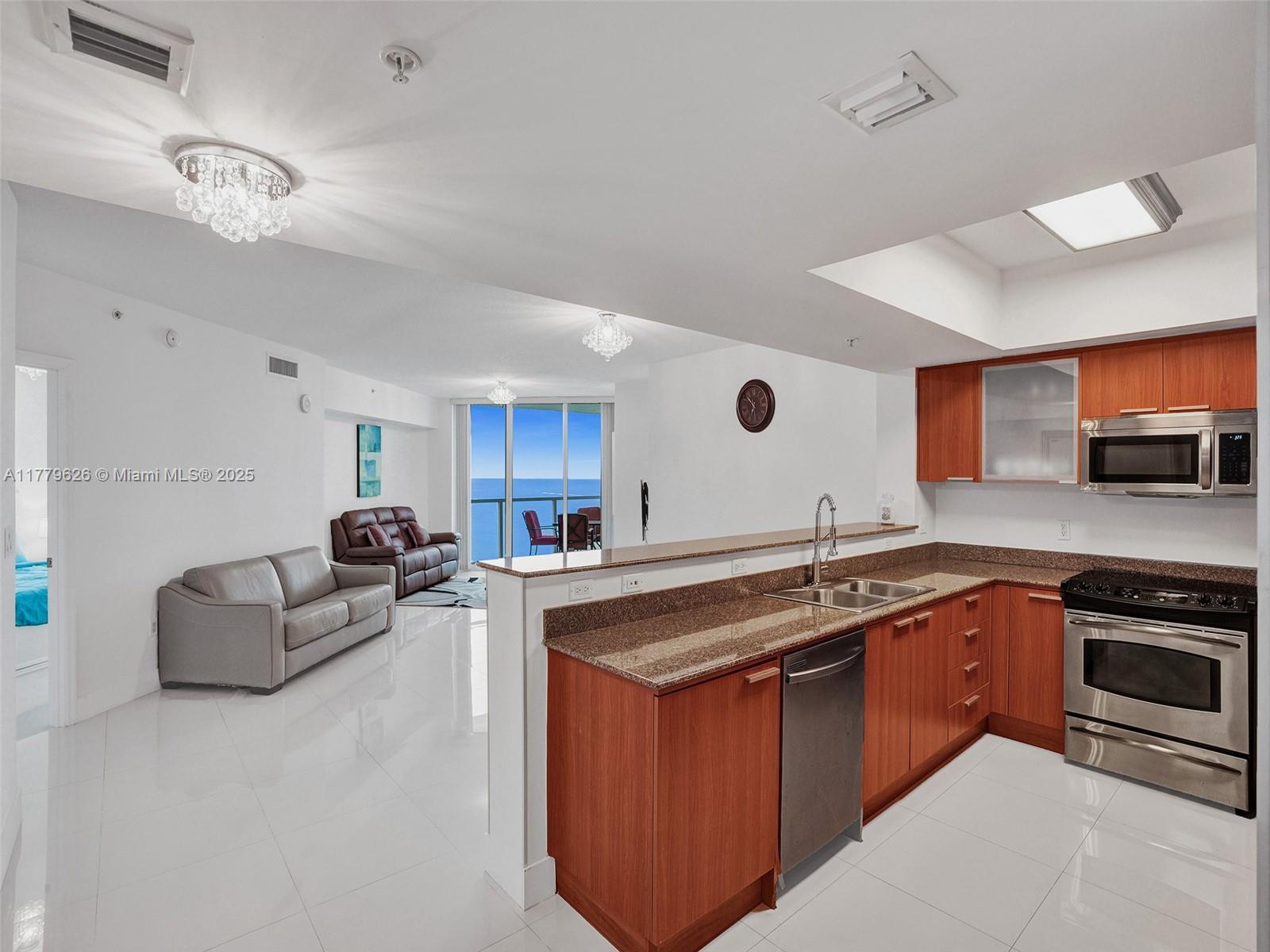 16699 Collins Ave 2305 Property Photo 1