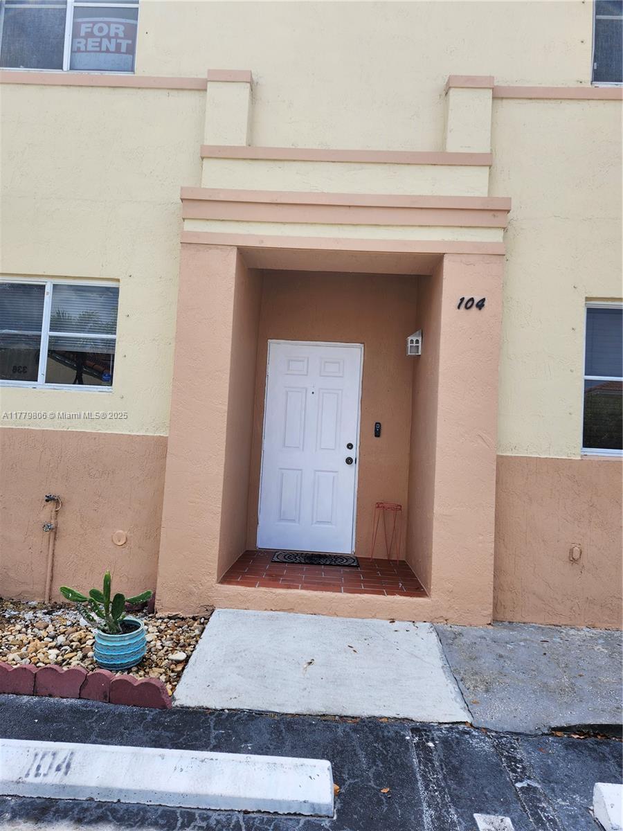 312 Nw 114th Ave 4-104 Property Photo