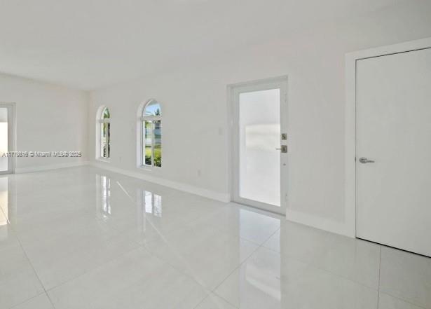 14760 Lincoln Dr 14760 Property Photo 8