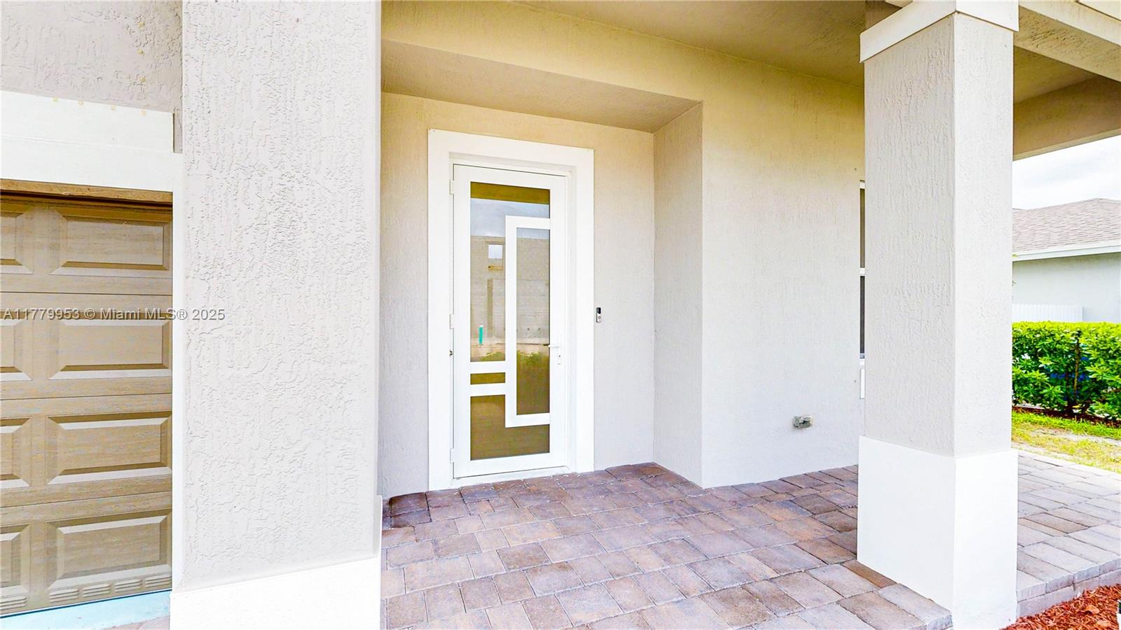 13374 Sw 274th St Property Photo 5