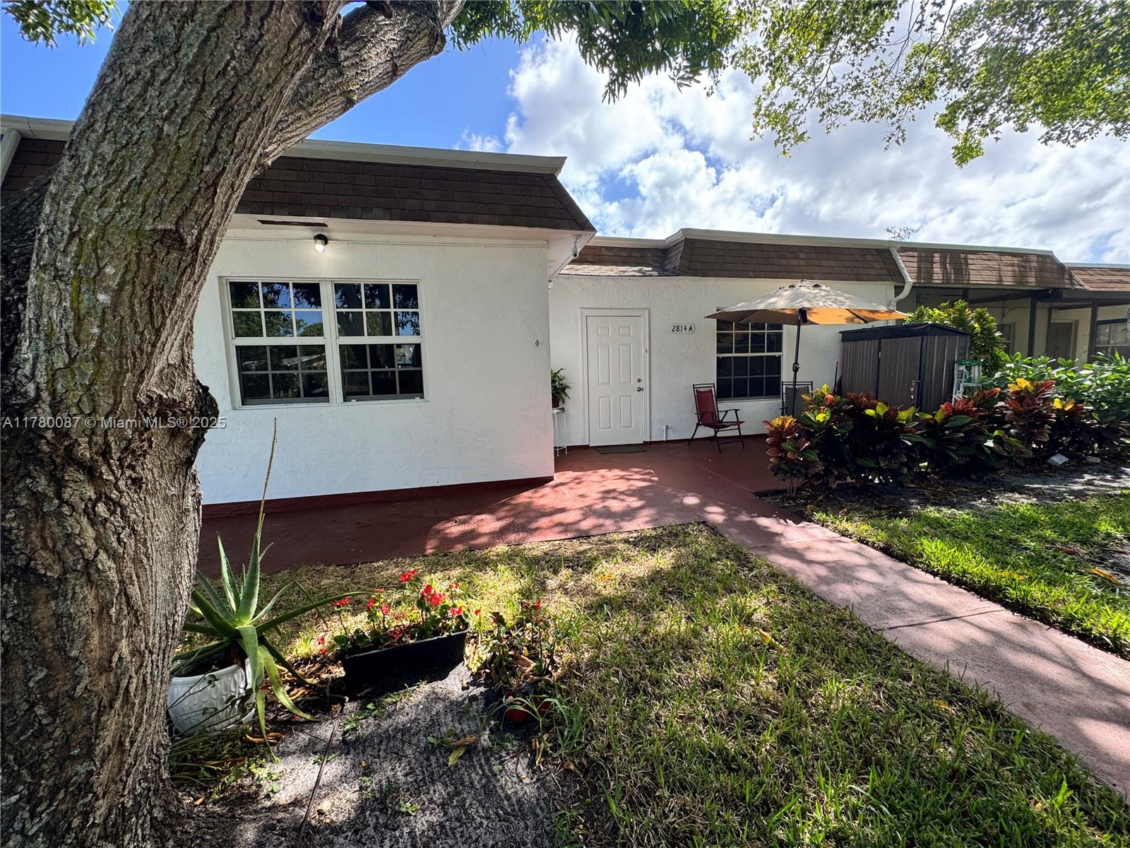 2814 Sw Natura Blvd A Property Photo 2