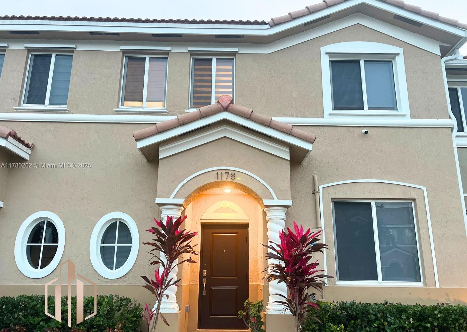 A11780202 Property Photo 1